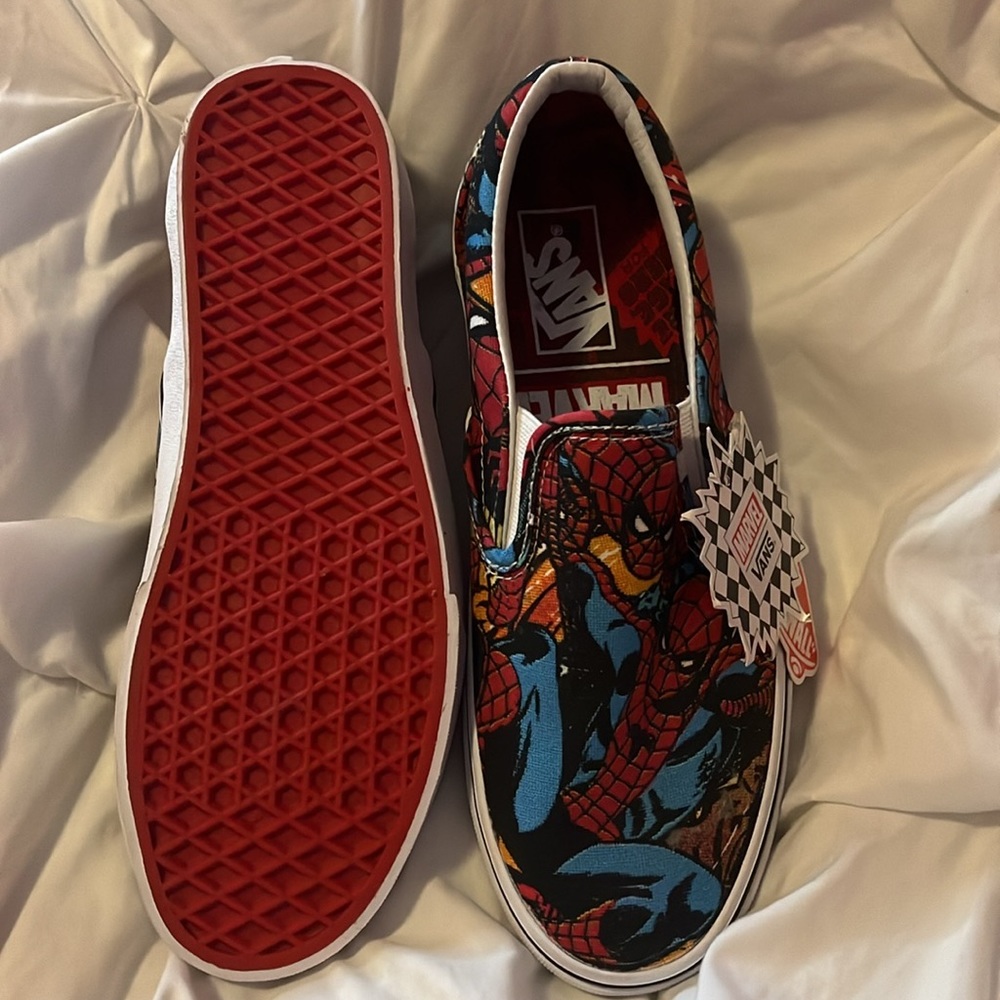 Spiderman vans!